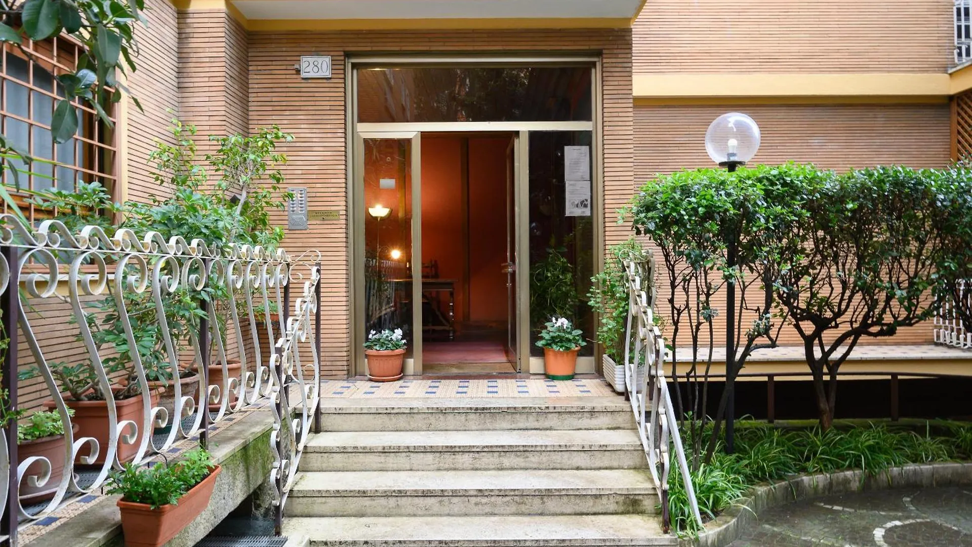 Casa Justa Anastasio Apartment Rome Italy